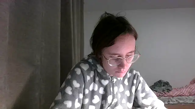 Snapshot of LuckySLove chatting on January 15, 2026, 6:44 pm LuckySLove online show from January 15, 2026, 6:44 pm