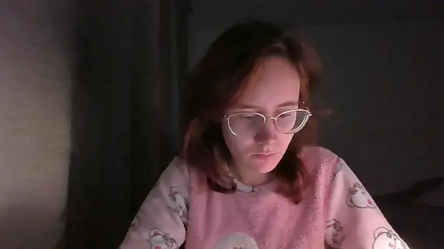 Snapshot of LuckySLove chatting on January 8, 2026, 7:42 pm LuckySLove online show from January 8, 2026, 7:42 pm