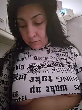 Evabruneta24 online show from March 24, 2026, 8:47 am