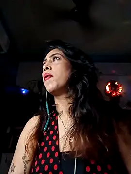 Darling Annie online show from October 23, 2025, 7:12 pm