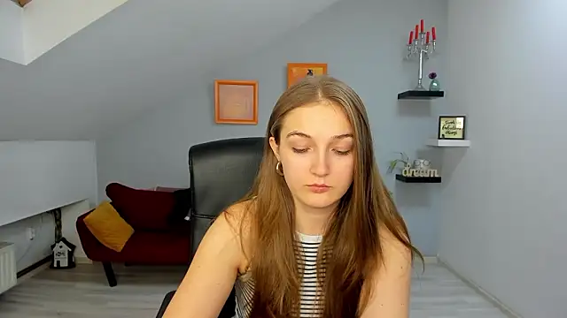 Snapshot of AnneWilsonn chatting on February 4, 2026, 12:44 pm AnneWilsonn online show from February 4, 2026, 12:44 pm