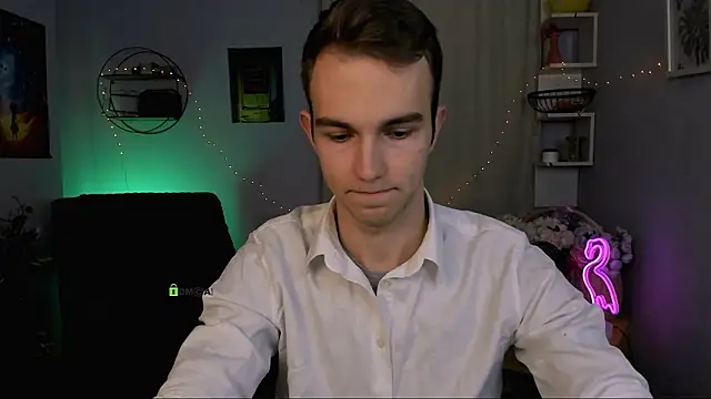 Snapshot of astren_villo chatting on January 16, 2026, 8:13 pm astren villo online show from January 16, 2026, 8:13 pm