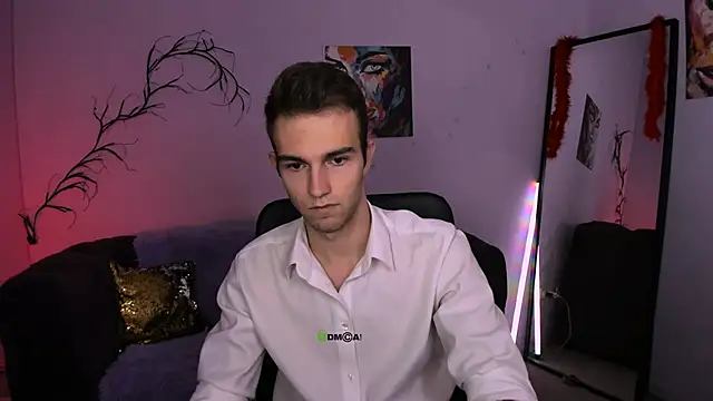 Snapshot of astren_villo chatting on November 20, 2025, 8:20 pm astren villo online show from November 20, 2025, 8:20 pm