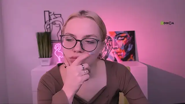 sendi cais online show from November 17, 2025, 7:56 am