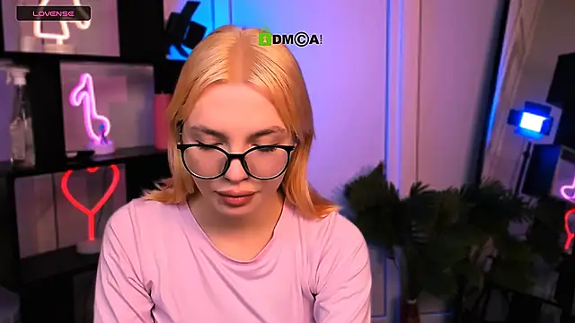 sendi cais online show from December 17, 2025, 12:32 pm