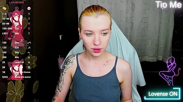 Snapshot of MeganNewCat chatting on May 29, 2026, 9:10 pm MeganNewCat online show from May 29, 2026, 9:10 pm