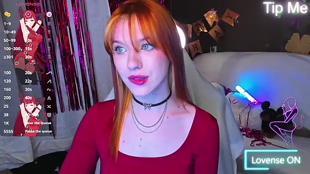 Snapshot of MeganNewCat chatting on June 16, 2026, 7:58 pm MeganNewCat online show from June 16, 2026, 7:58 pm