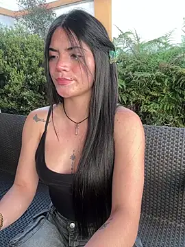 Snapshot of PamelaJonsom_ chatting on April 22, 2026, 12:01 pm PamelaJonsom online show from April 22, 2026, 12:01 pm