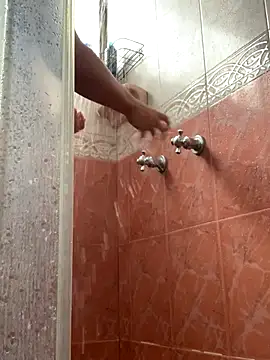 Snapshot of La-Gatiita-trans chatting on December 1, 2025, 3:46 pm La-Gatiita-trans online show from December 1, 2025, 3:46 pm