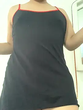 Snapshot of La-Gatiita-trans chatting on November 12, 2025, 3:05 pm La-Gatiita-trans online show from November 12, 2025, 3:05 pm