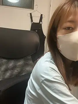 Snapshot of ichika_2_ chatting on July 17, 2026, 12:35 pm ichika 2 online show from July 17, 2026, 12:35 pm