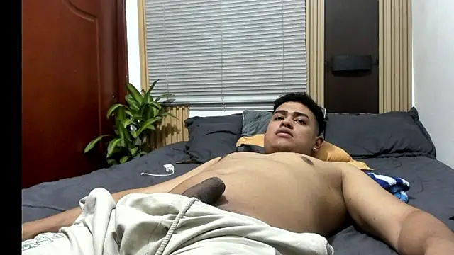 Snapshot of rexforctz chatting on November 28, 2025, 6:46 am rexforctz online show from November 28, 2025, 6:46 am