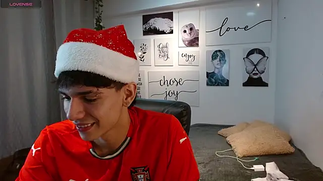 Snapshot of AmethystShadow17 chatting on December 5, 2025, 5:00 pm AmethystShadow17 online show from December 5, 2025, 5:00 pm