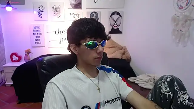 AmethystShadow17 online show from February 10, 2026, 7:57 pm