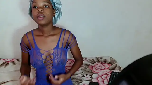 Snapshot of SexyLatoya05 chatting on November 29, 2025, 5:18 am SexyLatoya05 online show from November 29, 2025, 5:18 am