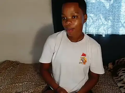 Snapshot of SexyLatoya05 chatting on November 10, 2025, 7:46 am SexyLatoya05 online show from November 10, 2025, 7:46 am