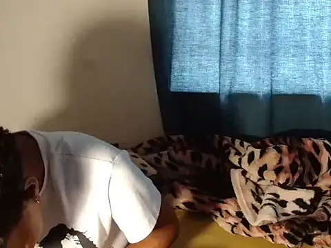 Snapshot of SexyLatoya05 chatting on October 27, 2025, 6:47 am SexyLatoya05 online show from October 27, 2025, 6:47 am