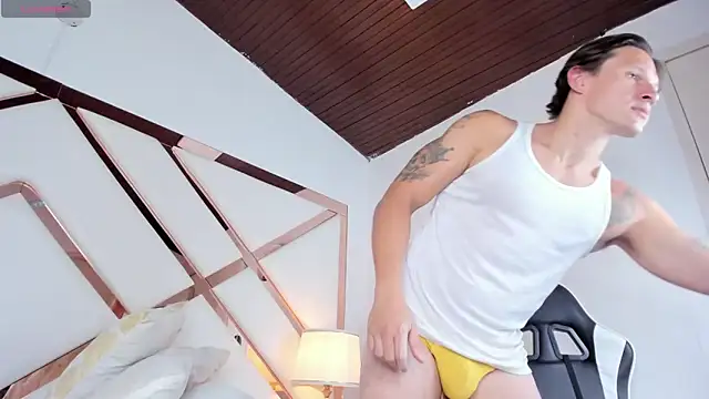 Snapshot of Justin_valverde chatting on February 9, 2026, 7:34 pm Justin valverde online show from February 9, 2026, 7:34 pm