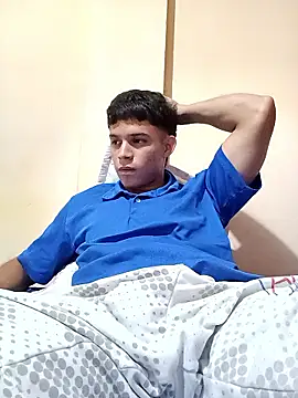 Snapshot of Michael_black01 chatting on January 13, 2026, 11:52 pm Michael black01 online show from January 13, 2026, 11:52 pm