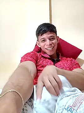 Snapshot of Michael_black01 chatting on October 23, 2025, 2:32 am Michael black01 online show from October 23, 2025, 2:32 am