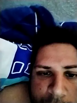 Eduar0015 online show from November 5, 2025, 7:39 pm