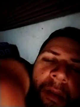 Eduar0015 online show from October 15, 2025, 11:24 pm