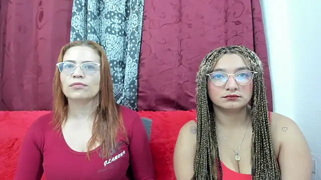 lesb milf online show from March 19, 2025, 1:29 pm
