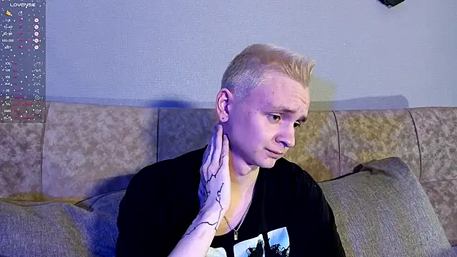 Logan mett online show from December 4, 2025, 8:13 am