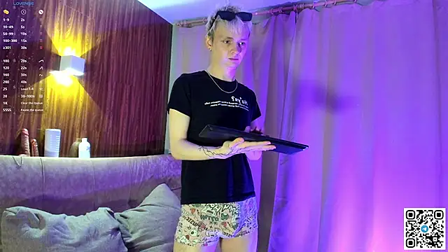 Logan mett online show from April 13, 2026, 5:06 pm