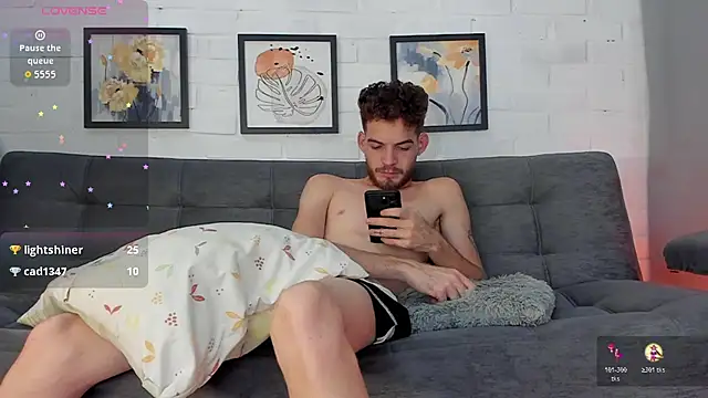 MATEO HUNTER online show from December 2, 2025, 10:28 am