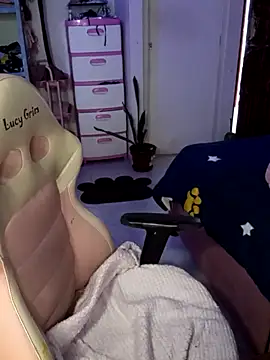 Snapshot of 111lucygrim111 chatting on October 30, 2025, 7:44 pm 111lucygrim111 online show from October 30, 2025, 7:44 pm