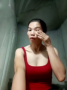 Snapshot of Style-lee chatting on November 4, 2025, 11:08 pm Style-lee online show from November 4, 2025, 11:08 pm