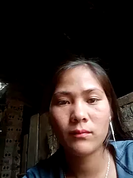 Snapshot of Lyssa-a chatting on April 23, 2026, 6:42 am Lyssa-a online show from April 23, 2026, 6:42 am