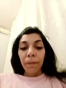 ReneeVoss online show from December 18, 2025, 2:38 am