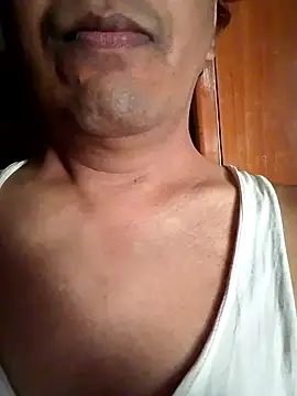 Snapshot of svk_05 chatting on October 30, 2025, 10:46 am svk 05 online show from October 30, 2025, 10:46 am