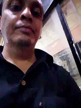 Snapshot of svk_05 chatting on October 26, 2025, 3:23 pm svk 05 online show from October 26, 2025, 3:23 pm