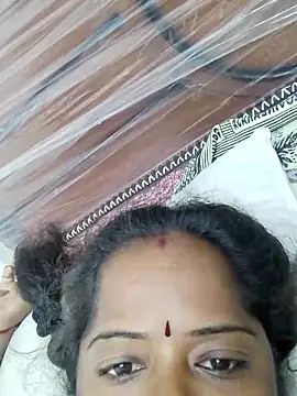 Snapshot of Tamil_Ponnu_Riya chatting on February 9, 2026, 10:24 am Tamil Ponnu Riya online show from February 9, 2026, 10:24 am