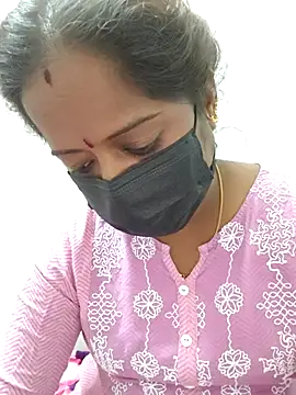 Snapshot of Tamil_Ponnu_Riya chatting on May 10, 2026, 5:59 pm Tamil Ponnu Riya online show from May 10, 2026, 5:59 pm