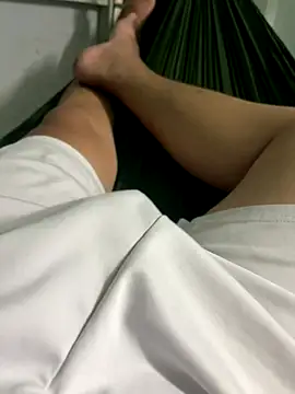 boy130304 online show from October 24, 2025, 12:26 pm