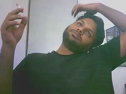 Snapshot of Akki19989 chatting on November 19, 2025, 10:32 pm Akki19989 online show from November 19, 2025, 10:32 pm