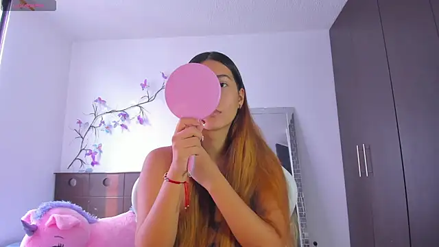 kittyrush  online show from April 7, 2026, 8:10 pm