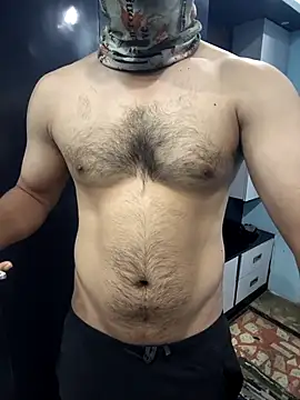 Snapshot of imyoungboymay chatting on February 11, 2026, 8:14 am imyoungboymay online show from February 11, 2026, 8:14 am