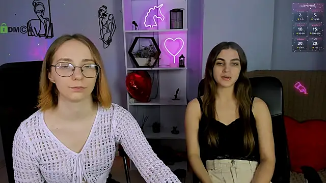 Snapshot of evalora_vei chatting on December 2, 2025, 1:24 pm evalora vei online show from December 2, 2025, 1:24 pm