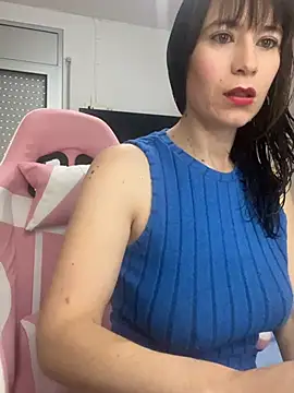 AlanaRius18 online show from March 7, 2026, 2:33 pm