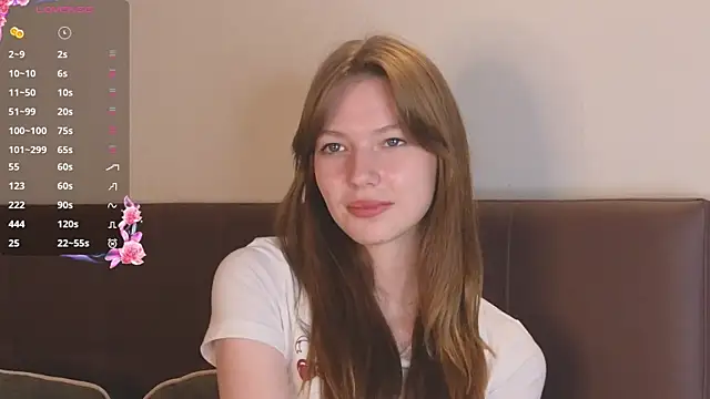 Snapshot of Erosyne chatting on October 25, 2025, 5:13 pm Erosyne online show from October 25, 2025, 5:13 pm