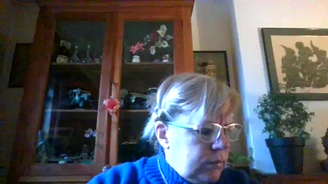 Snapshot of Bouddha-Angel chatting on January 10, 2026, 8:53 am Bouddha-Angel online show from January 10, 2026, 8:53 am