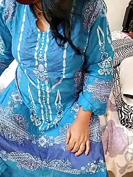 Hot Boude online show from October 21, 2025, 8:36 am