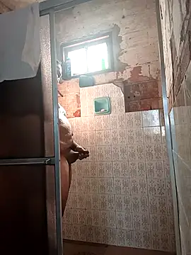 Motoboy100 online show from December 17, 2025, 12:43 pm