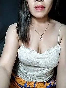 Hani-i online show from May 16, 2026, 10:42 pm