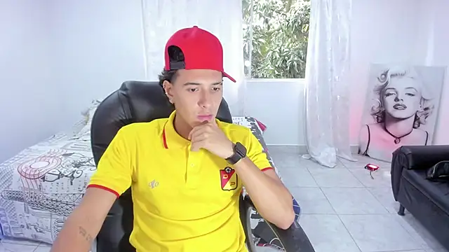 Hayden Boy  online show from October 15, 2025, 1:52 pm